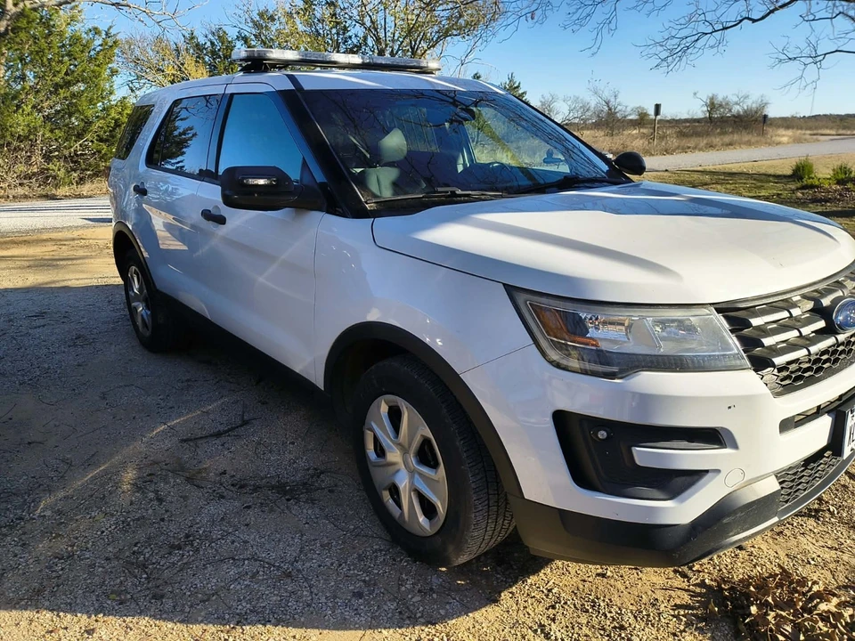 2016 Ford Explorer 5th Gen - Image 13 of 21