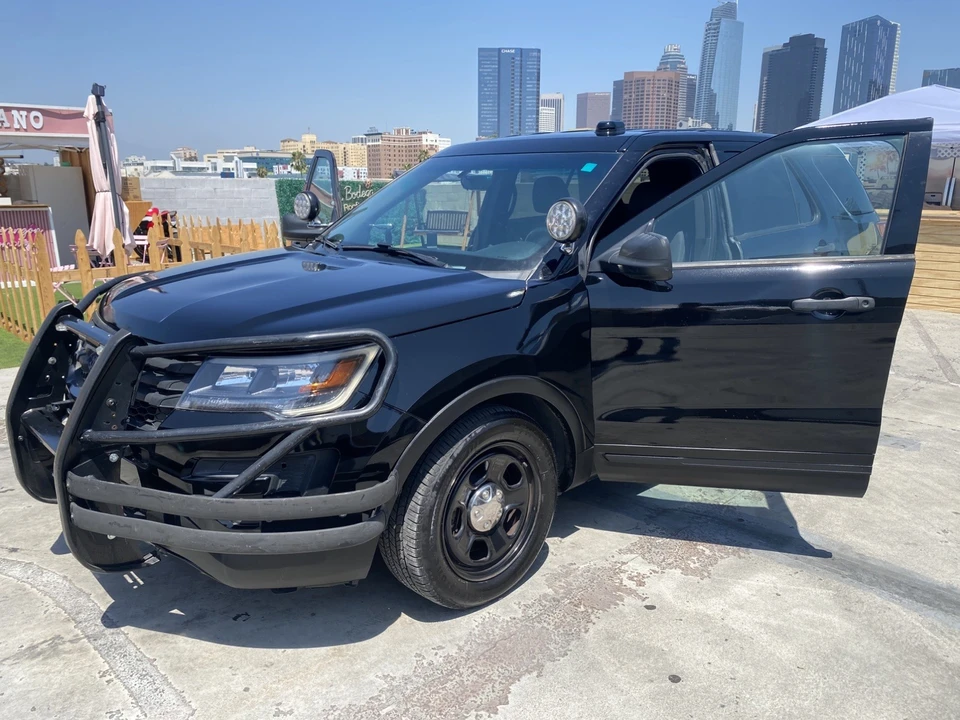 2016 Ford Explorer 5th Gen - Image 2 of 20