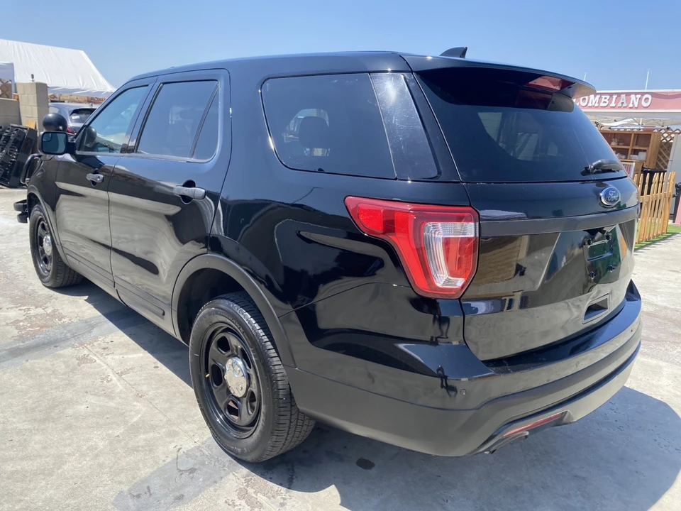 2016 Ford Explorer 5th Gen - Image 9 of 20