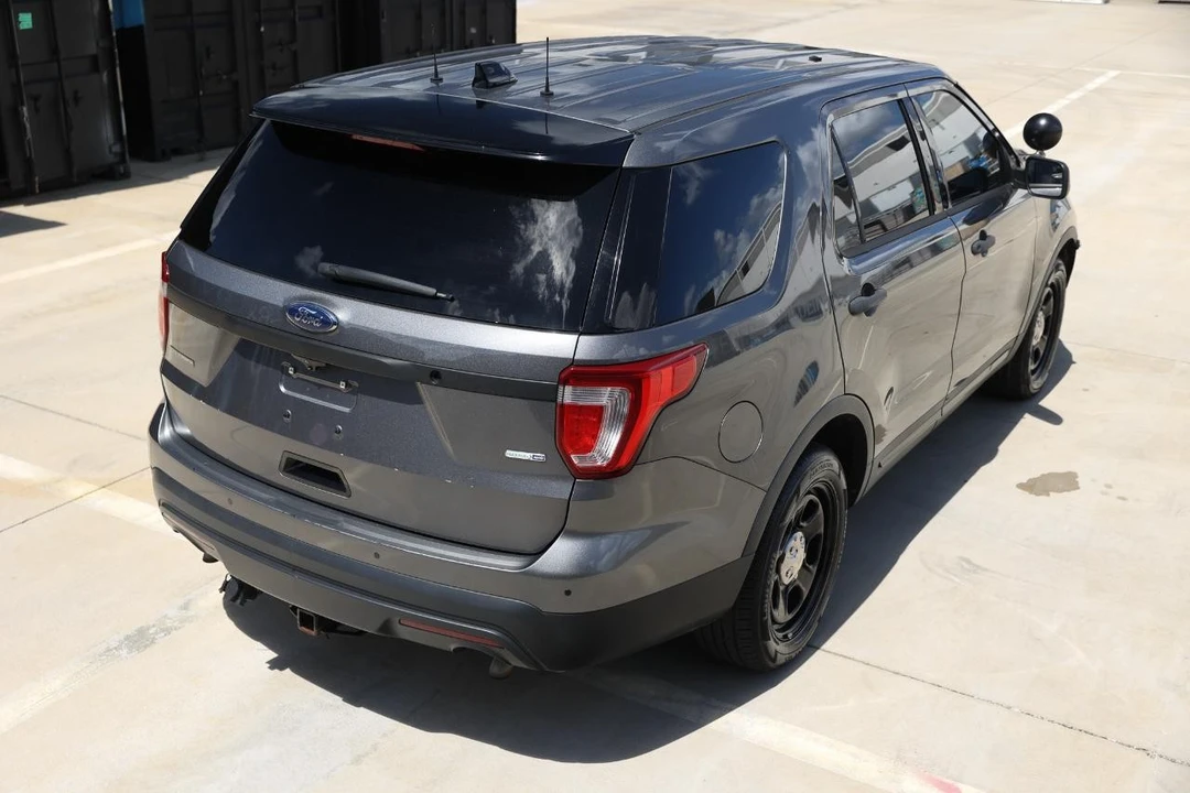 2016 Ford Explorer 5th Gen - Image 11 of 31
