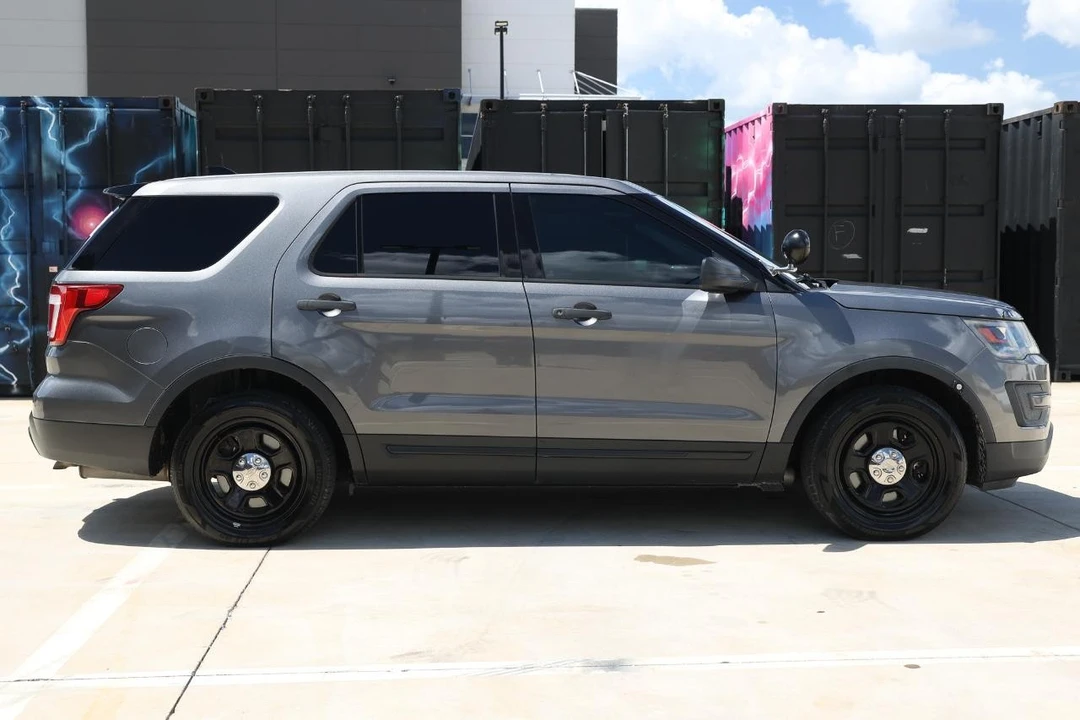 2016 Ford Explorer 5th Gen - Image 13 of 31