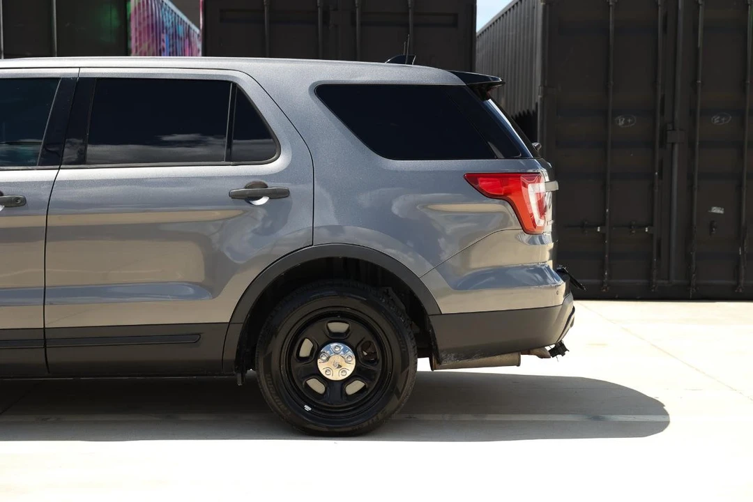 2016 Ford Explorer 5th Gen - Image 25 of 31