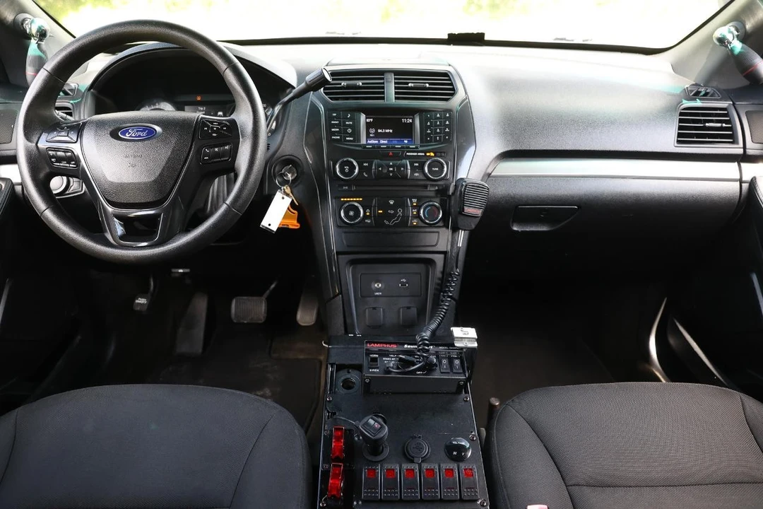 2016 Ford Explorer 5th Gen - Image 21 of 31