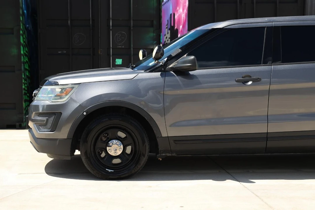 2016 Ford Explorer 5th Gen - Image 24 of 31