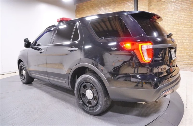 2016 Ford Explorer 5th Gen - Image 16 of 21