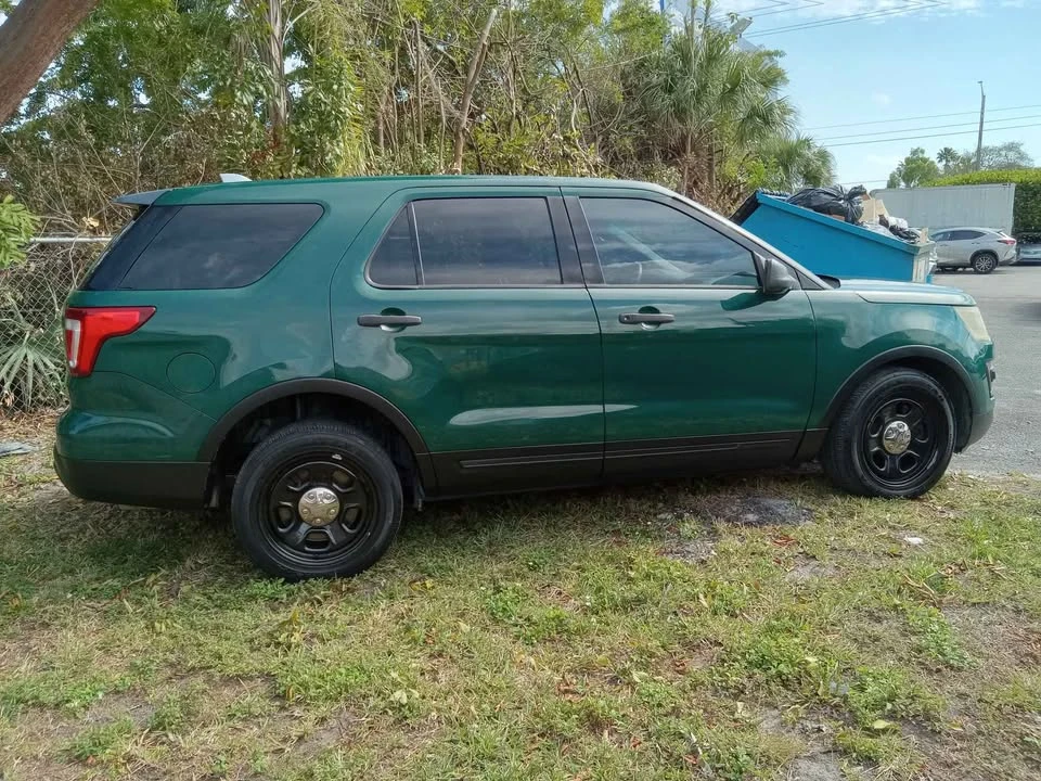 2016 Ford Explorer 5th Gen - Image 4 of 8