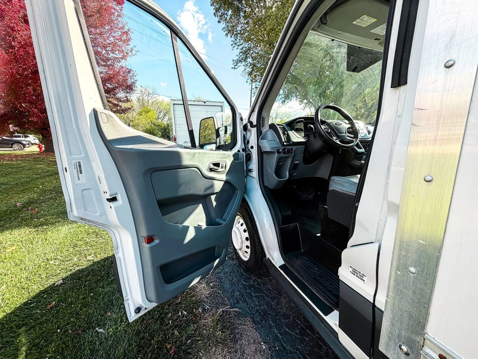 2016 Ford Transit - Image 17 of 21