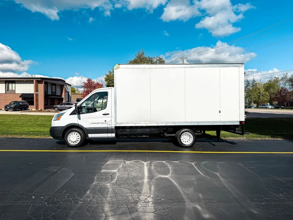 2016 Ford Transit - Image 2 of 12