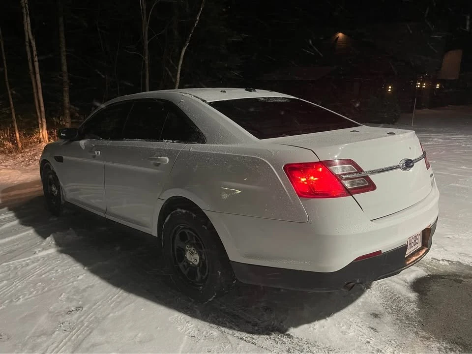 2016 Ford Taurus 6th Gen - Image 7 of 13