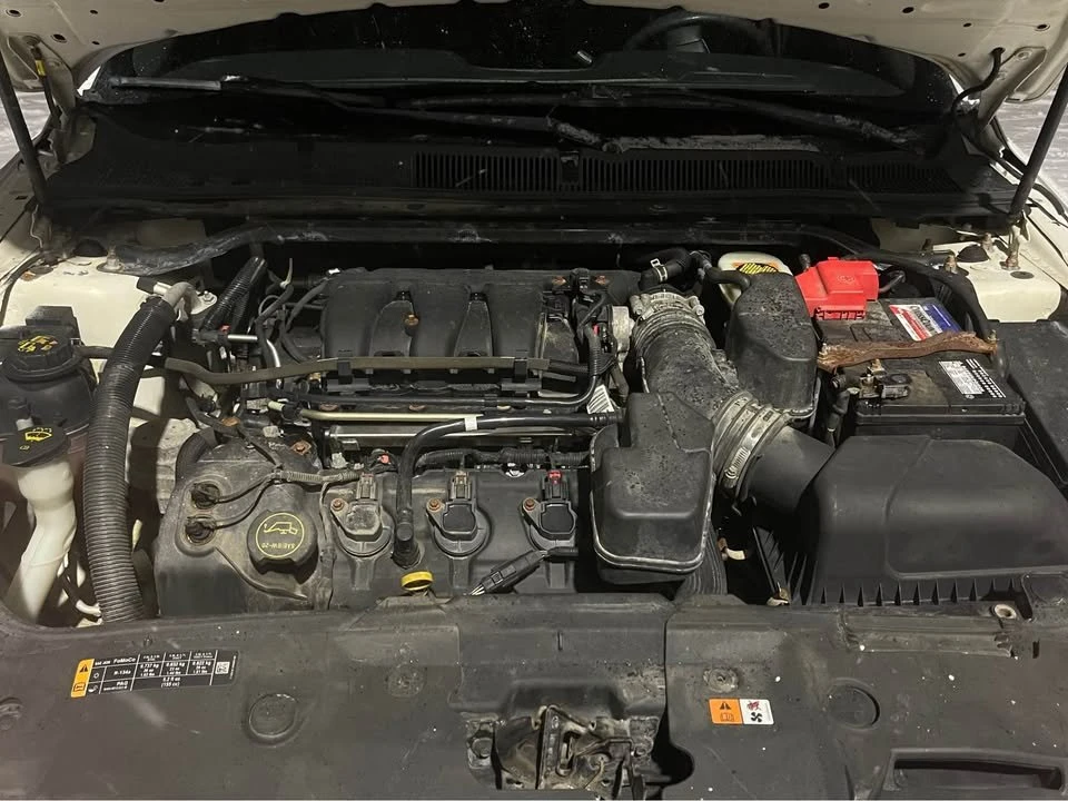 2016 Ford Taurus 6th Gen - Image 12 of 13