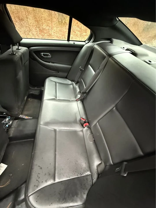 2016 Ford Taurus 6th Gen - Image 6 of 7