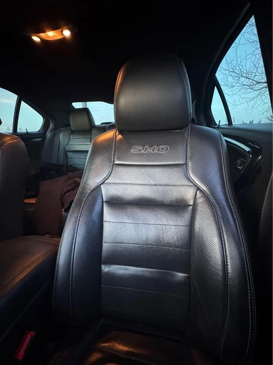 2016 Ford Taurus 6th Gen - Image 8 of 11
