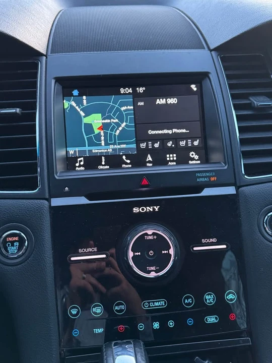 2016 Ford Taurus 6th Gen - Image 10 of 11