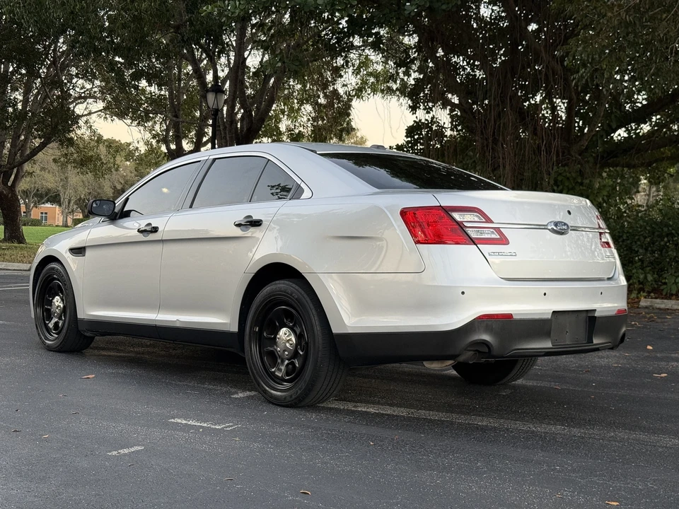 2016 Ford Taurus 6th Gen - Image 8 of 21