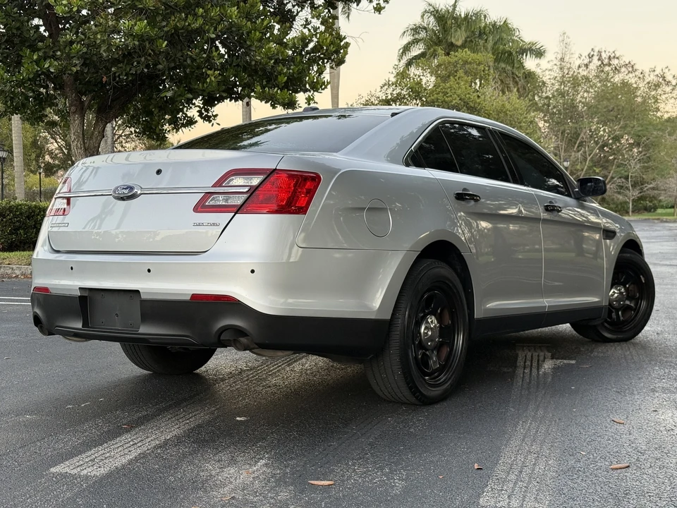 2016 Ford Taurus 6th Gen - Image 3 of 21