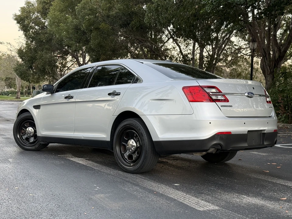 2016 Ford Taurus 6th Gen - Image 5 of 21