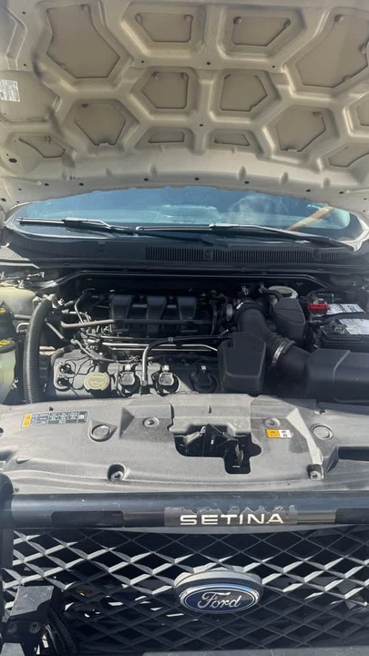 2016 Ford Taurus 6th Gen - Image 8 of 10