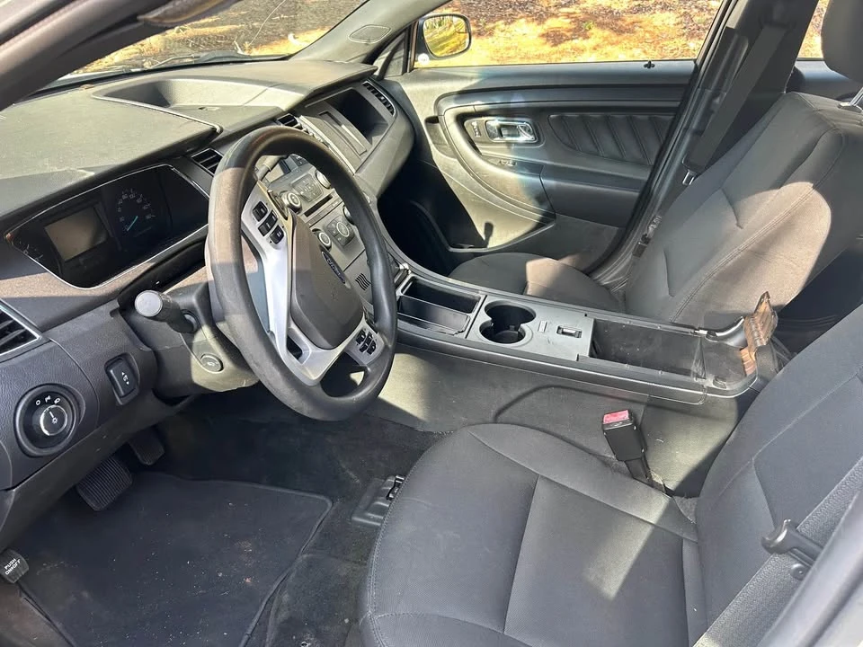 2016 Ford Taurus 6th Gen - Image 8 of 15