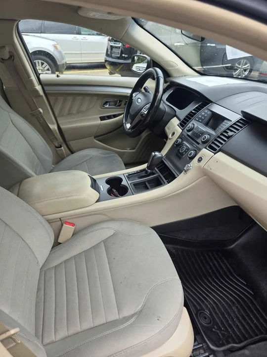 2016 Ford Taurus 6th Gen - Image 3 of 11