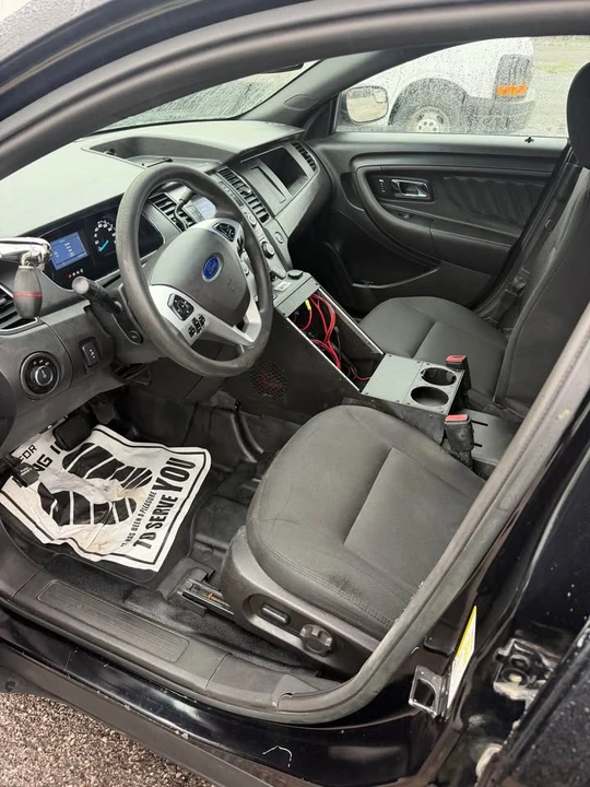2016 Ford Taurus 6th Gen - Image 15 of 15