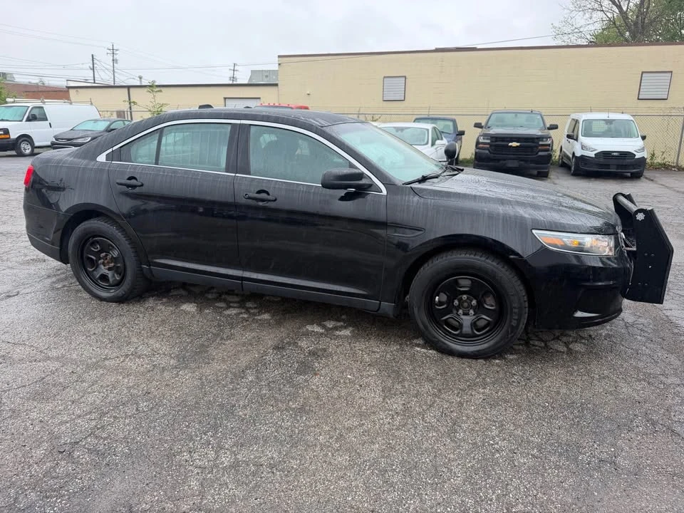 2016 Ford Taurus 6th Gen - Image 6 of 15