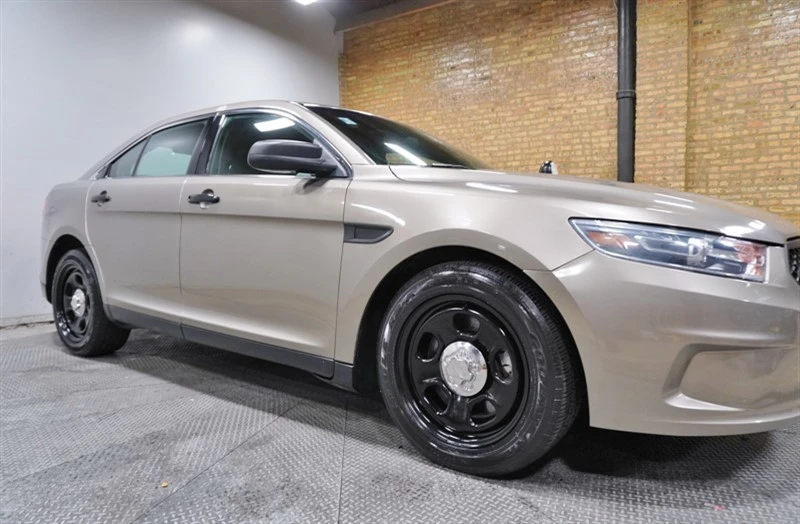 2016 Ford Taurus 6th Gen - Image 8 of 12