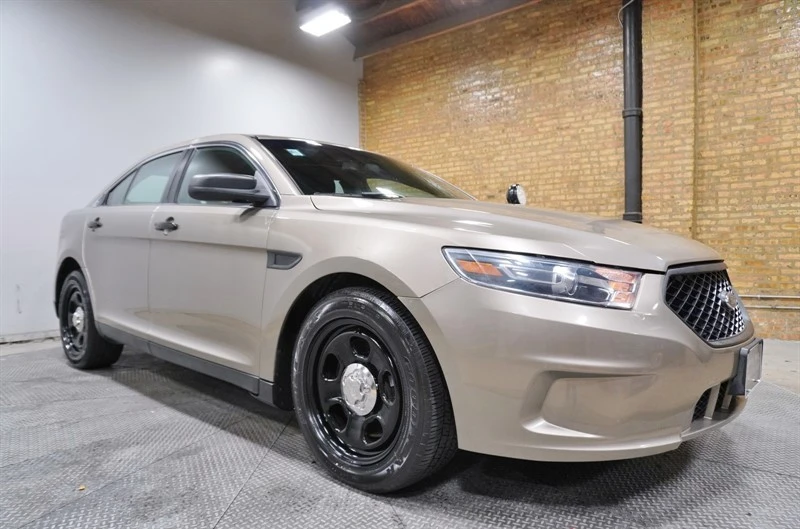 2016 Ford Taurus 6th Gen - Image 6 of 12
