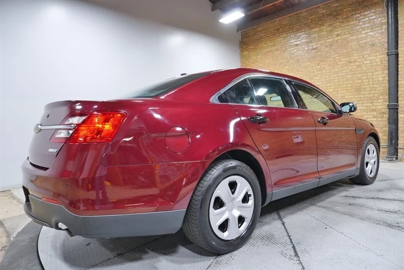 2016 Ford Taurus 6th Gen - Image 11 of 12