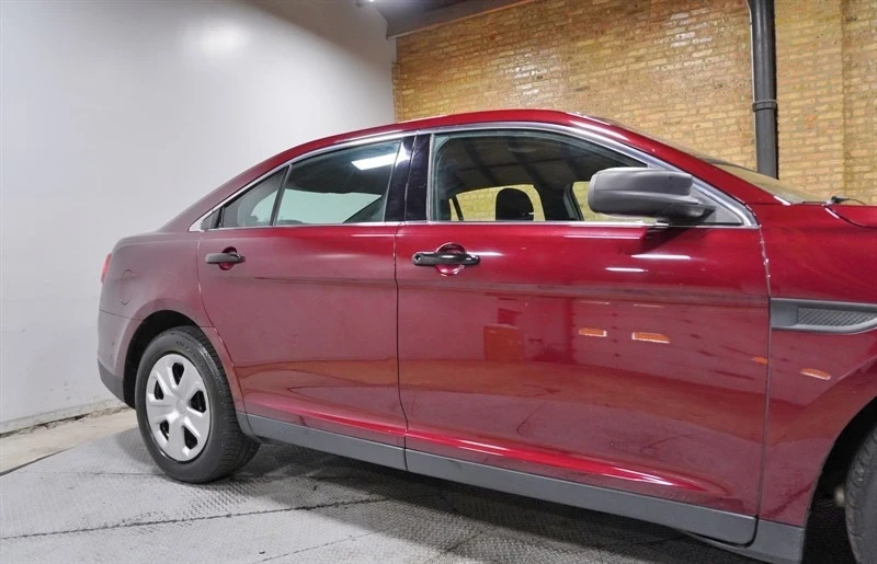 2016 Ford Taurus 6th Gen - Image 10 of 12