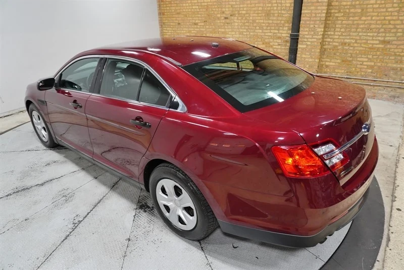 2016 Ford Taurus 6th Gen - Image 18 of 21