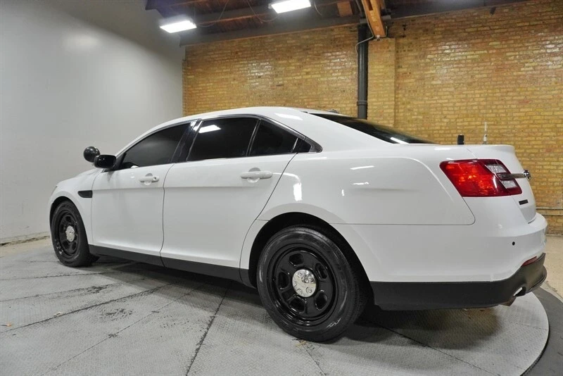 2016 Ford Taurus 6th Gen - Image 17 of 21