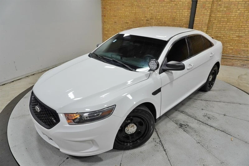 2016 Ford Taurus 6th Gen - Image 2 of 12