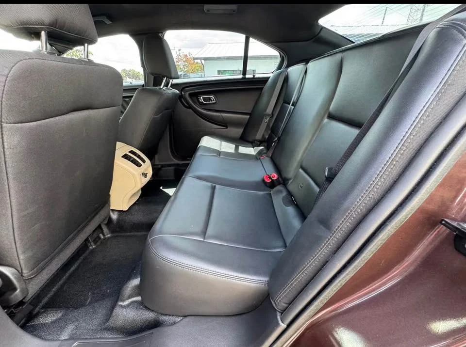 2016 Ford Taurus 6th Gen - Image 5 of 7