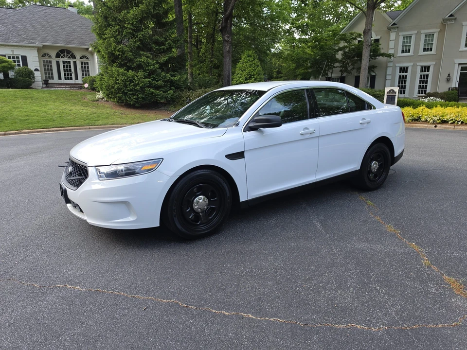 2016 Ford Taurus 6th Gen - Image 7 of 31