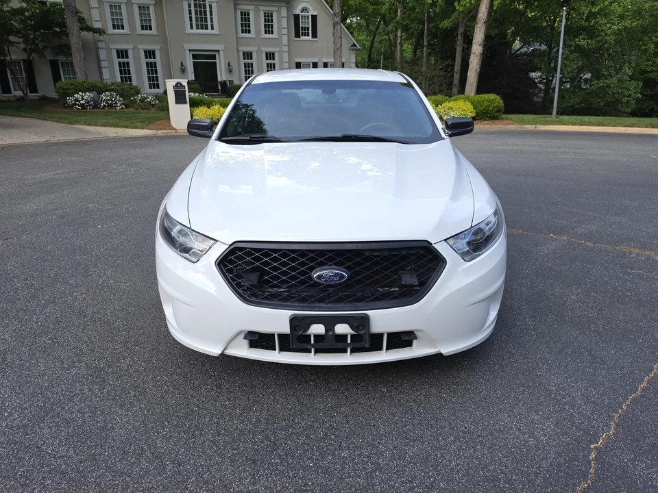 2016 Ford Taurus 6th Gen - Image 3 of 31