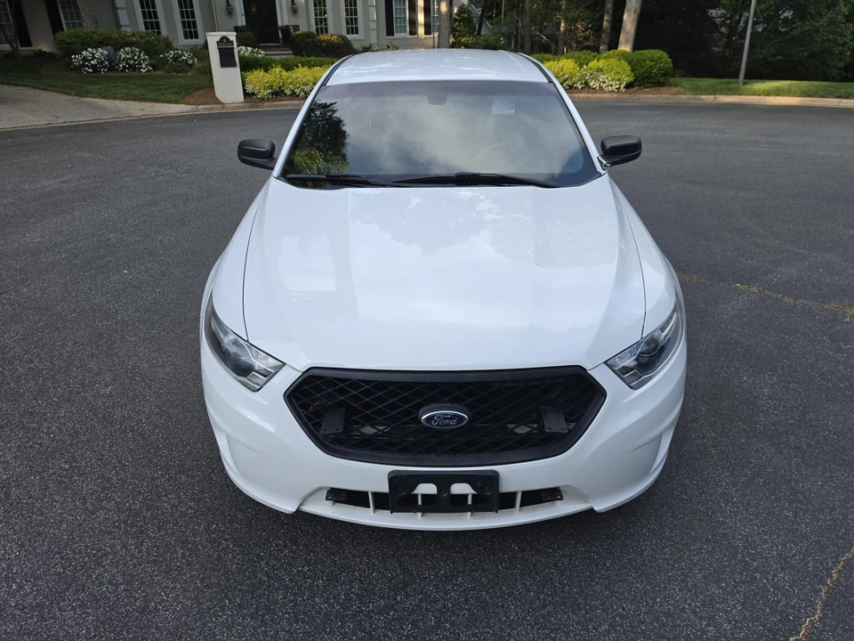 2016 Ford Taurus 6th Gen - Image 2 of 31