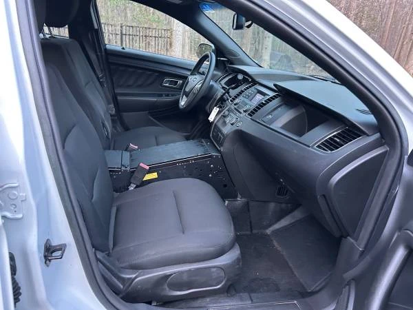 2016 Ford Taurus 6th Gen - Image 12 of 16