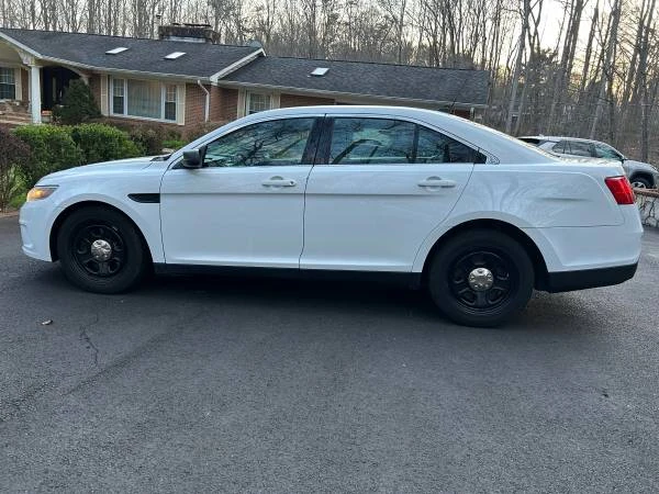 2016 Ford Taurus 6th Gen - Image 6 of 16
