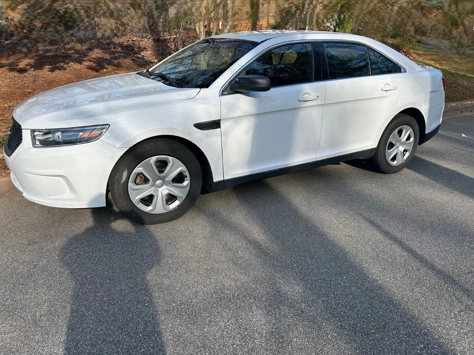 2016 Ford Taurus 6th Gen - Image 4 of 20