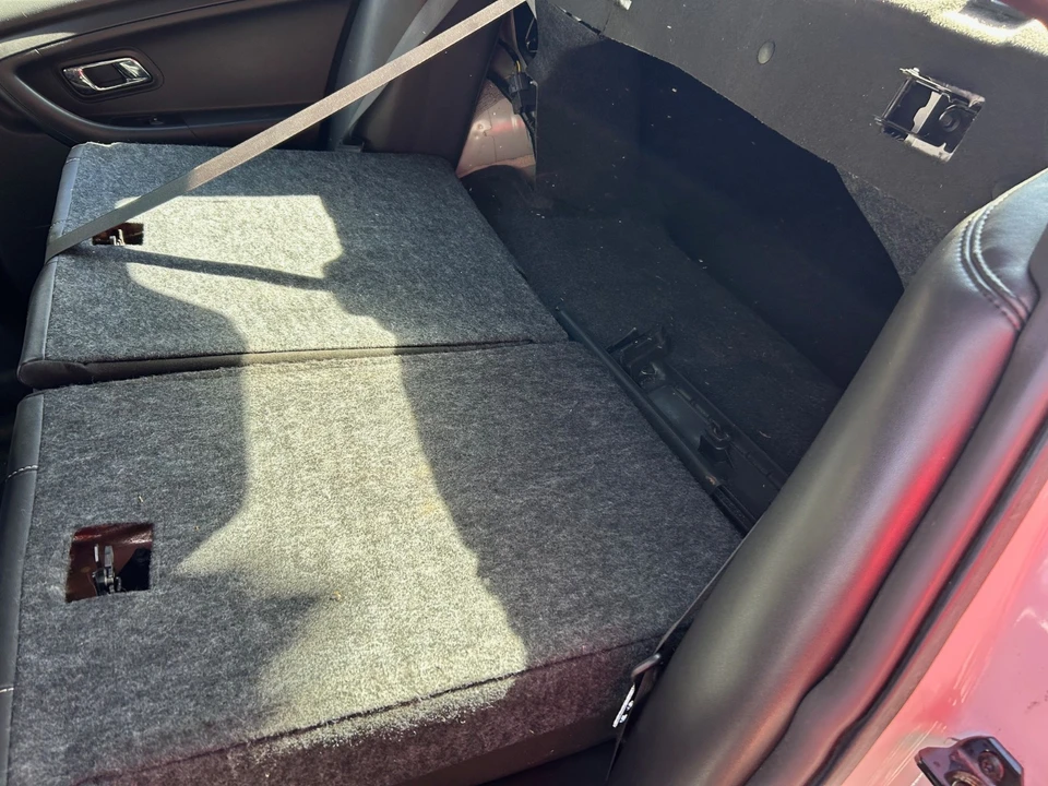 2016 Ford Taurus 6th Gen - Image 16 of 20