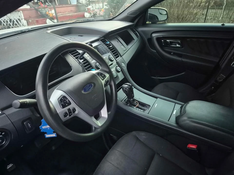 2016 Ford Taurus 6th Gen - Image 14 of 16