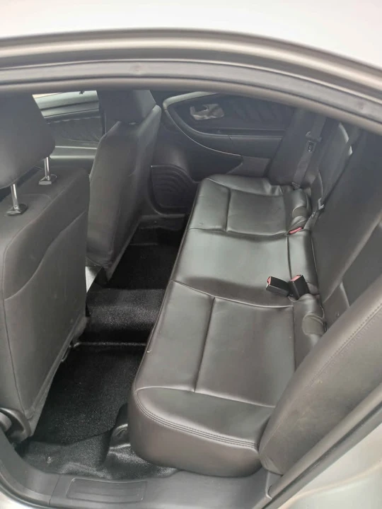 2016 Ford Taurus 6th Gen - Image 18 of 18