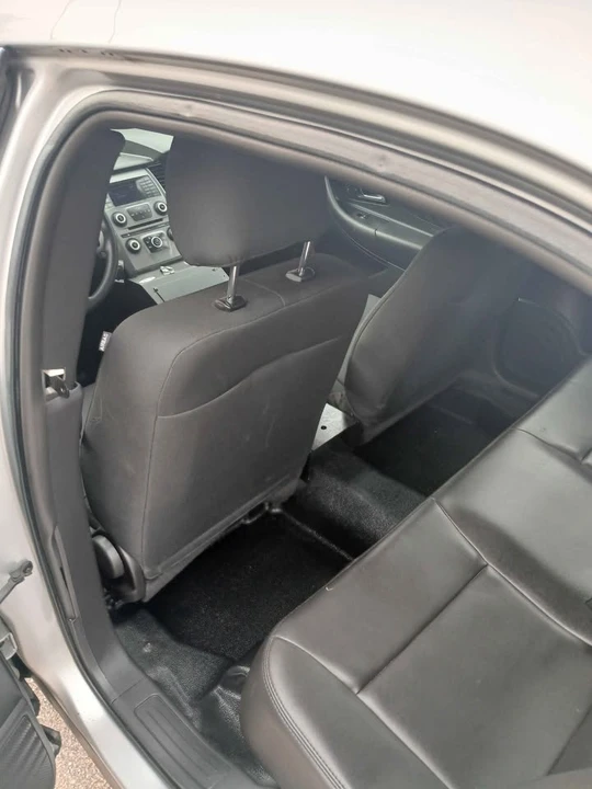 2016 Ford Taurus 6th Gen - Image 17 of 18