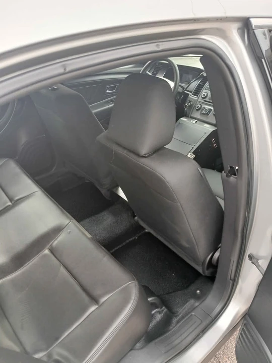 2016 Ford Taurus 6th Gen - Image 14 of 18