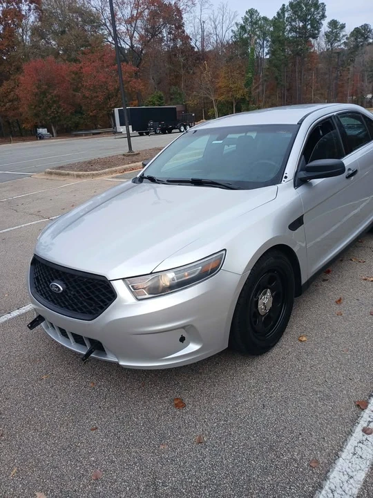 2016 Ford Taurus 6th Gen - Image 2 of 18