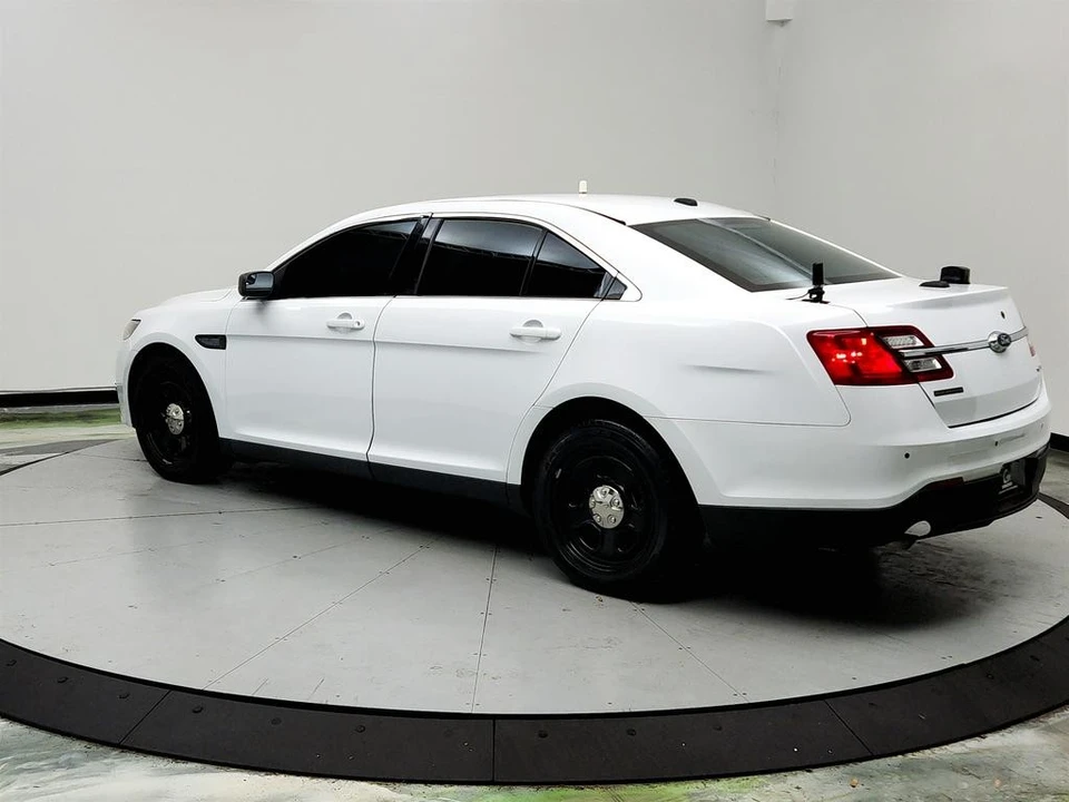 2016 Ford Taurus 6th Gen - Image 7 of 12