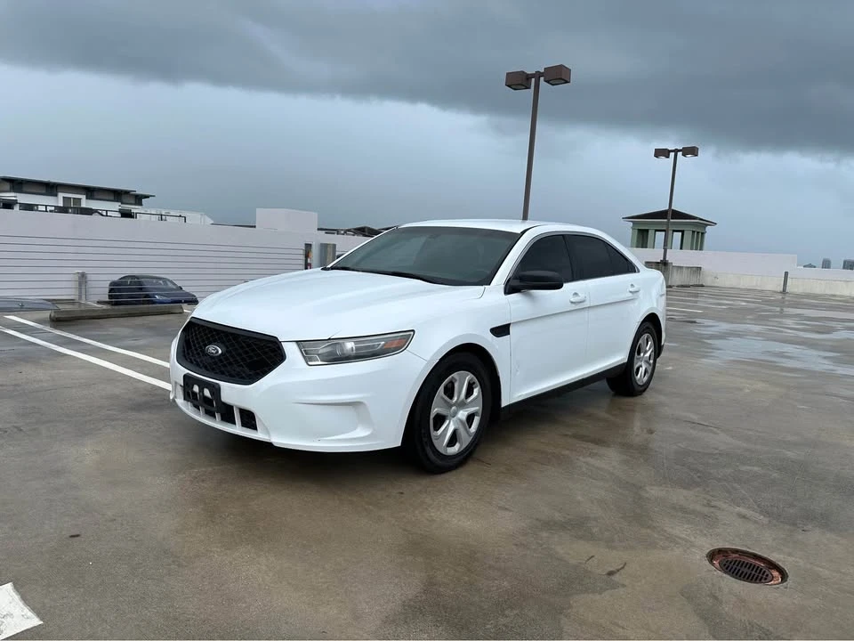 2016 Ford Taurus 6th Gen - Image 3 of 11