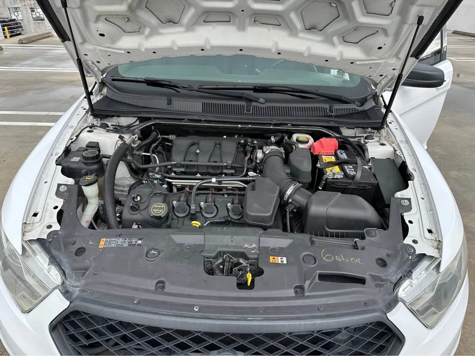2016 Ford Taurus 6th Gen - Image 6 of 11