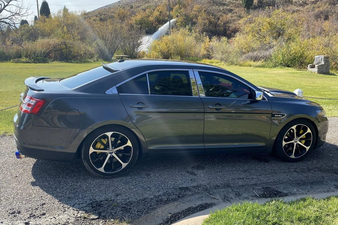 2016 Ford Taurus SHO 6th Gen - Image 4 of 31