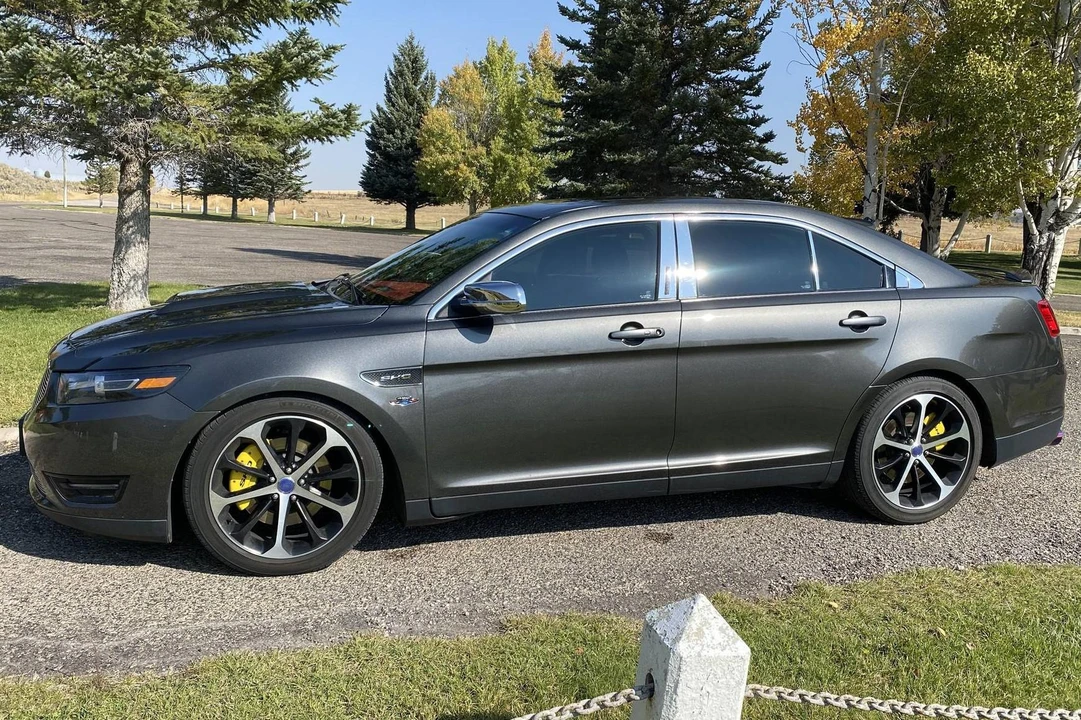 2016 Ford Taurus SHO 6th Gen - Image 9 of 31